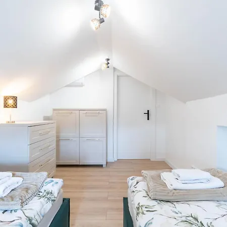 Azarentier4 Апартаменты