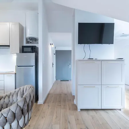 Azarentier4 Apartament Poznań